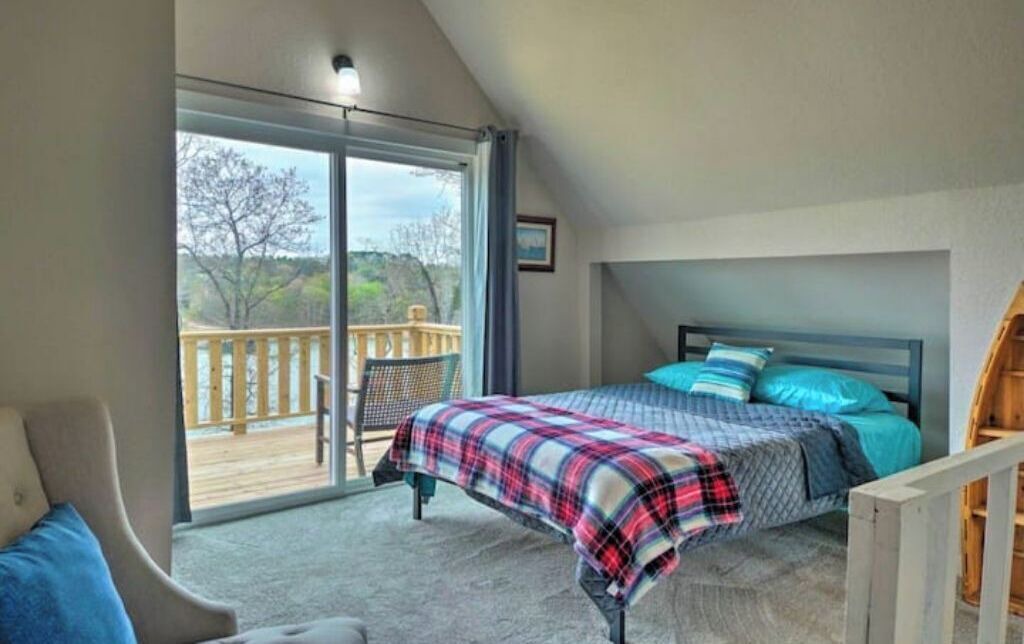 Photo of Patio Balcony in Arrow Point
