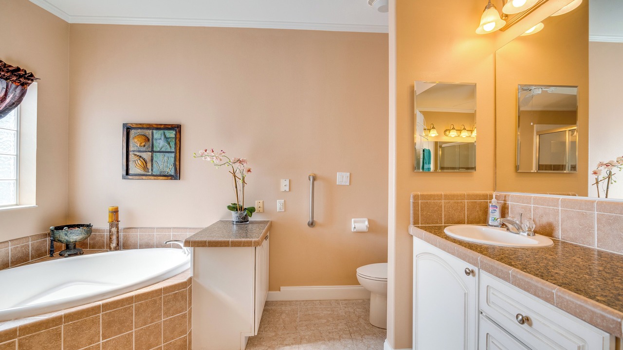Photo of Bathroom in Sugarmill Woods