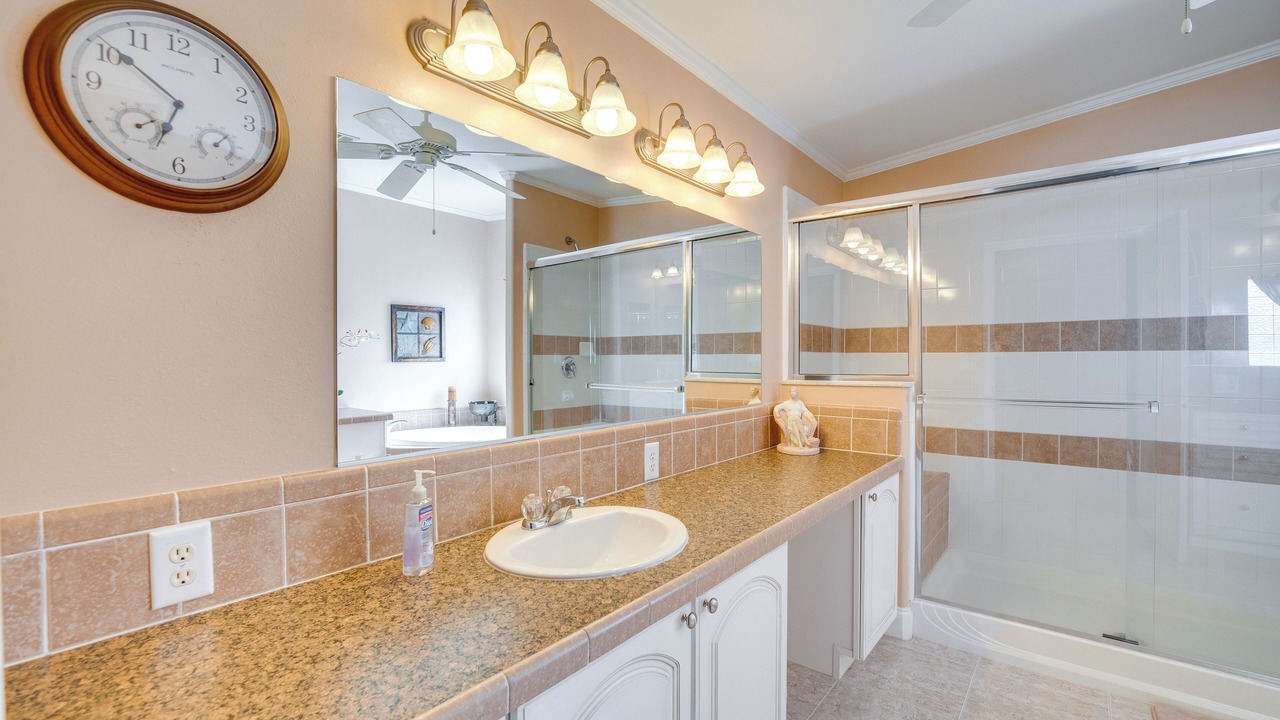 Photo of Bathroom in Sugarmill Woods
