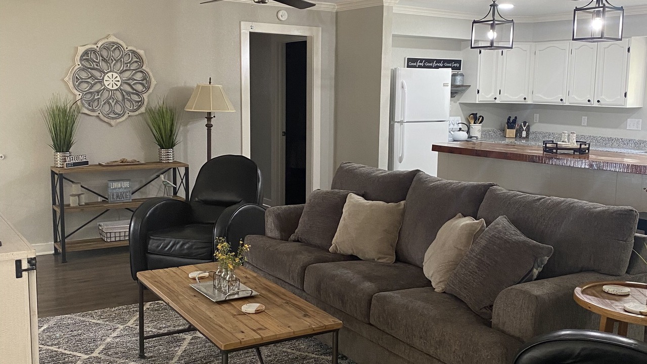 Photo of Livingroom in Zavalla