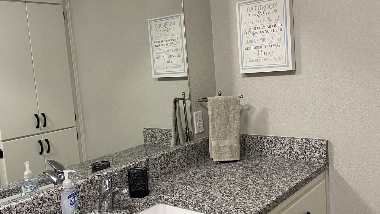 Photo of Bathroom in Zavalla