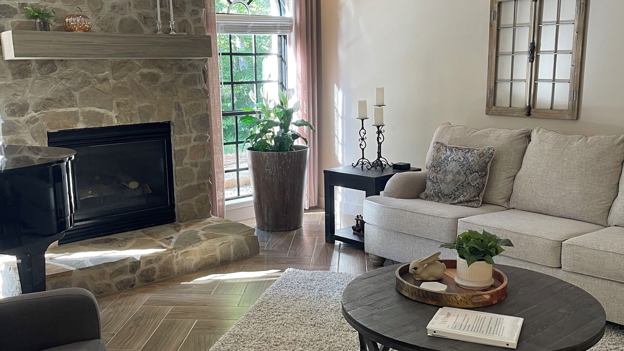 Photo of Livingroom in Greensboro