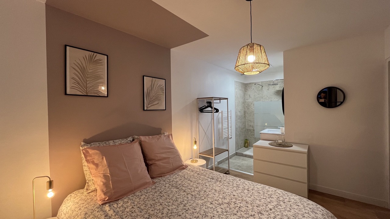 Photo of Bedroom in Gannat