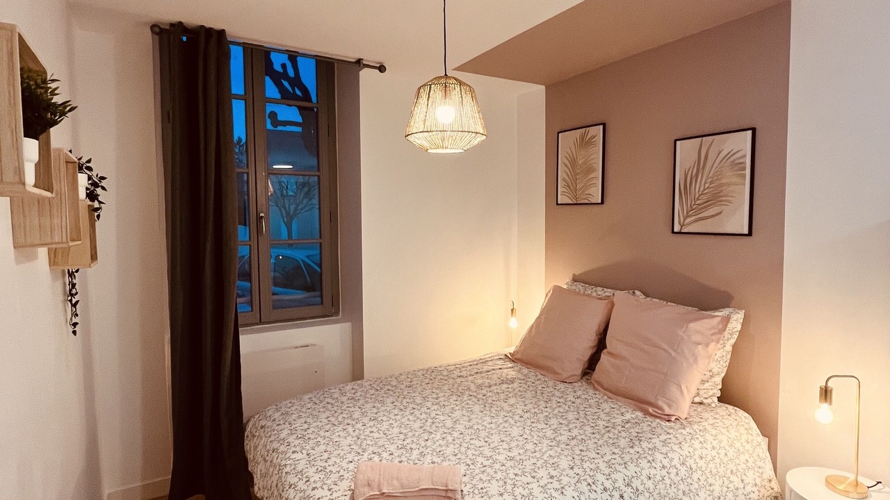 Photo of Bedroom in Gannat