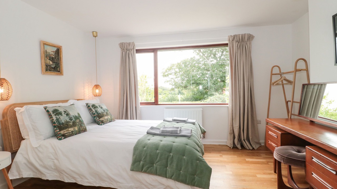 Photo of Bedroom in West Lydford