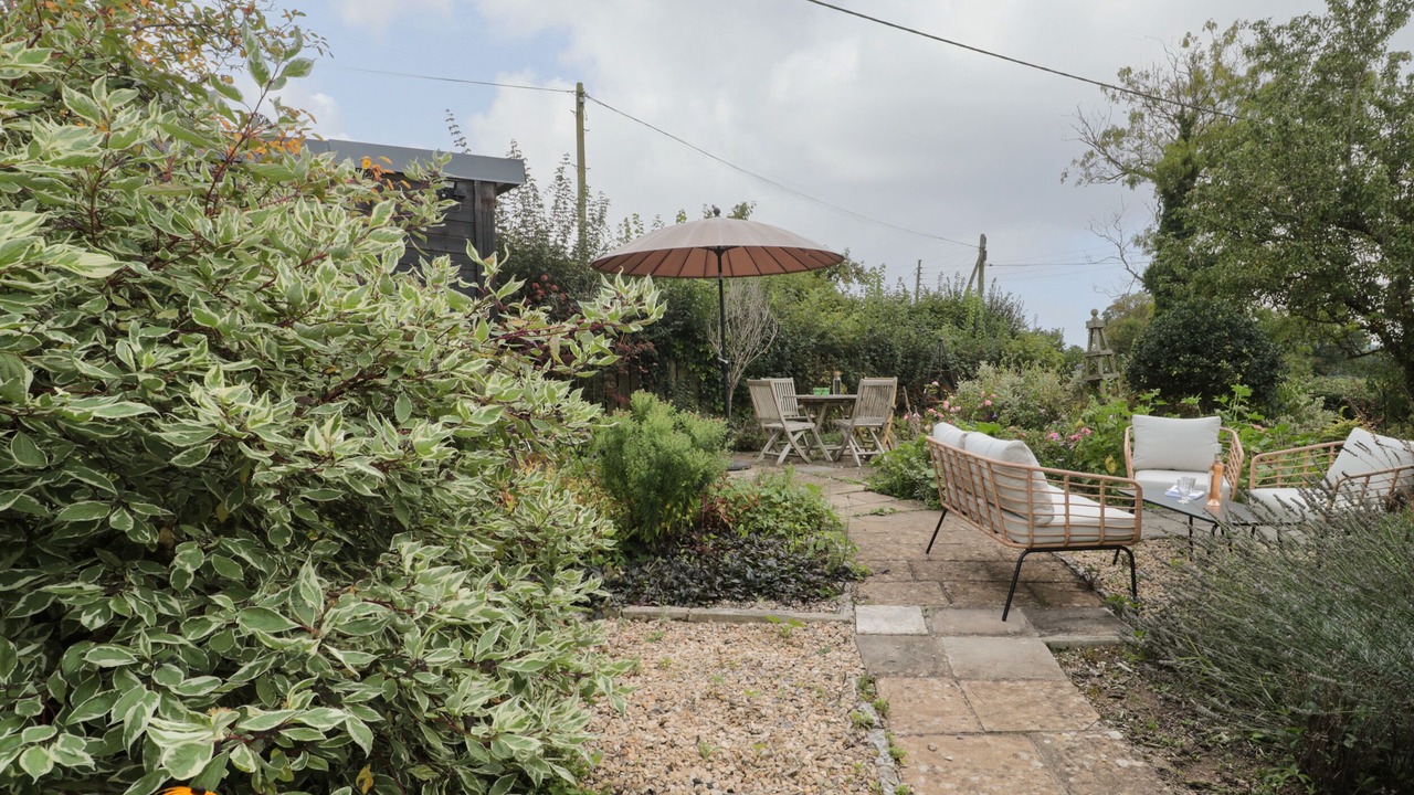 Photo of Patio Balcony in West Lydford
