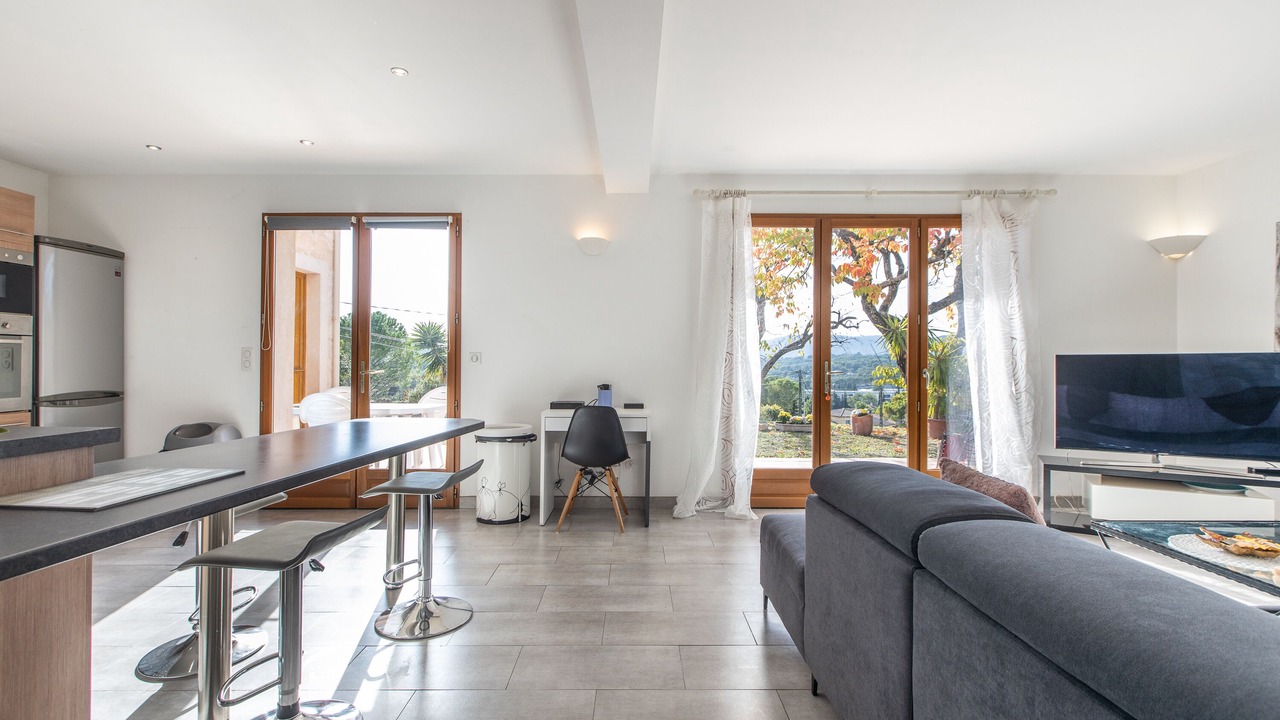 Photo of Livingroom in Mouans-Sartoux