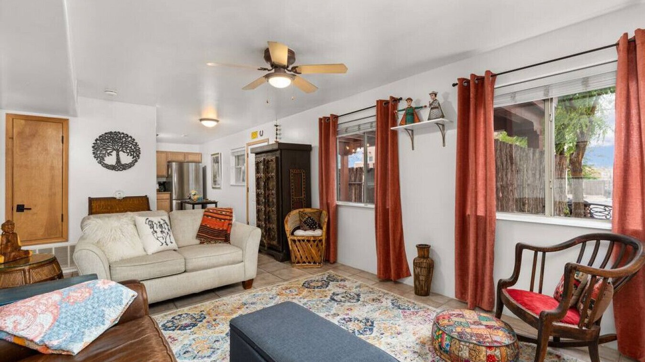 Photo of Livingroom in Southside