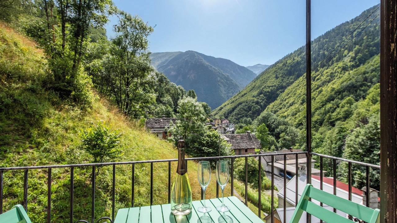 Photo of Patio Balcony in Vergeletto