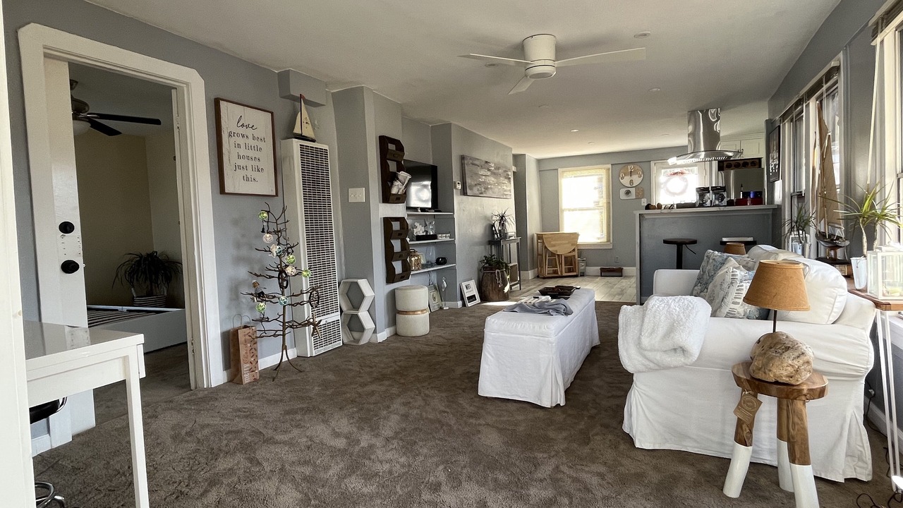 Photo of Livingroom in Benicia