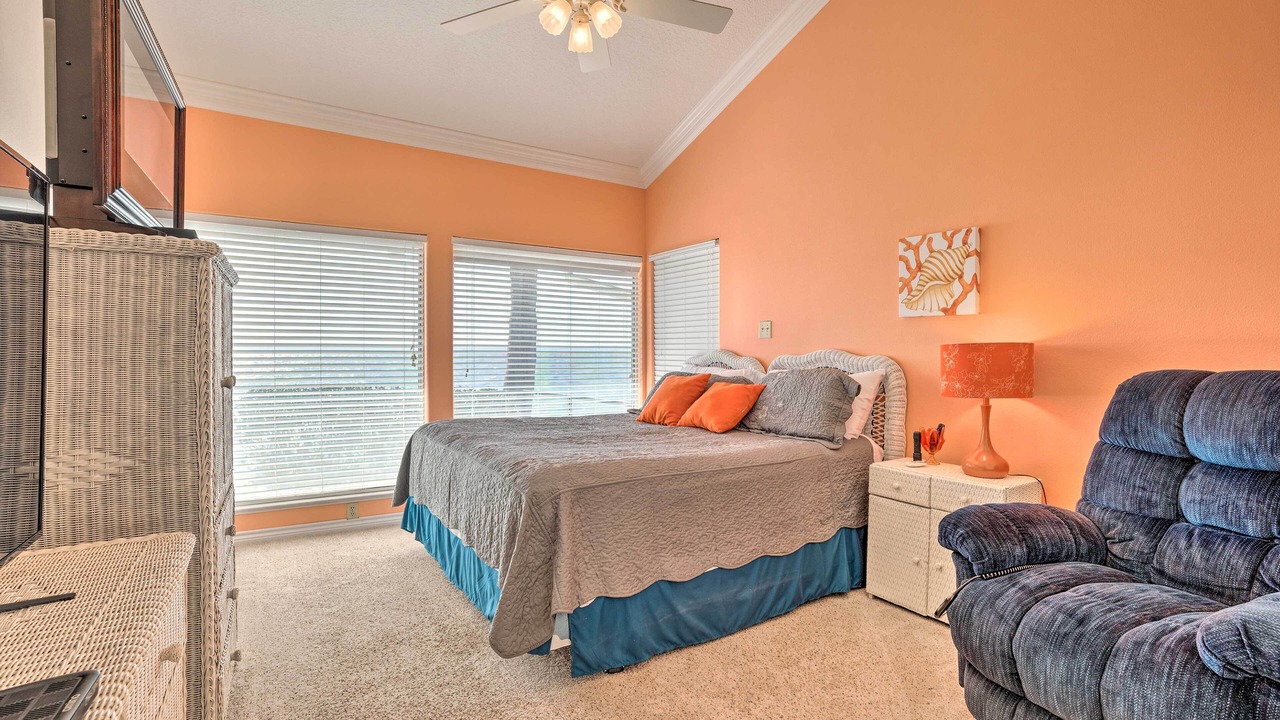 Photo of Livingroom in West Livingston