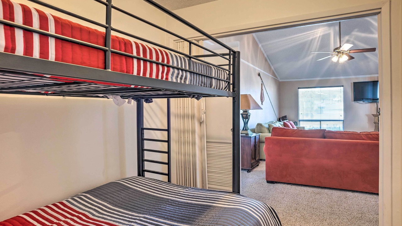 Photo of Bedroom in West Livingston
