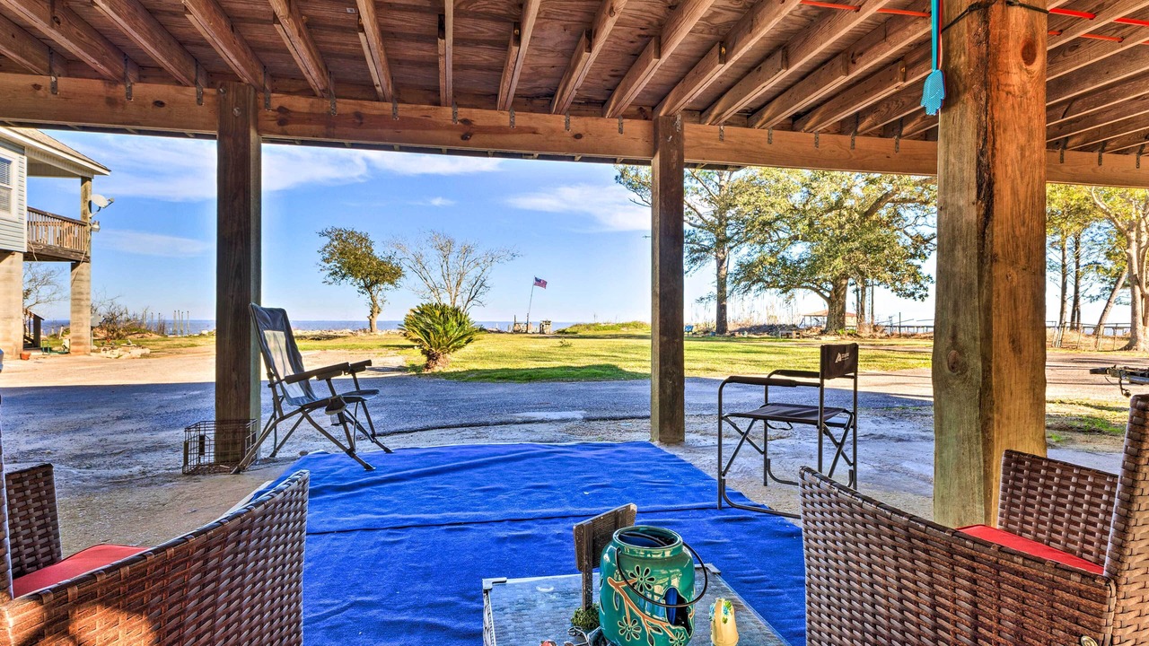 Photo of Patio Balcony in Theodore