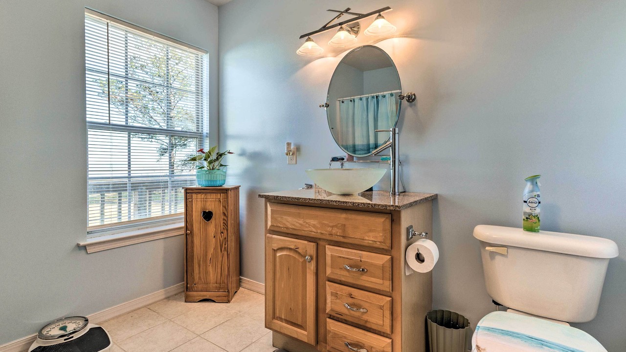 Photo of Bathroom in Theodore