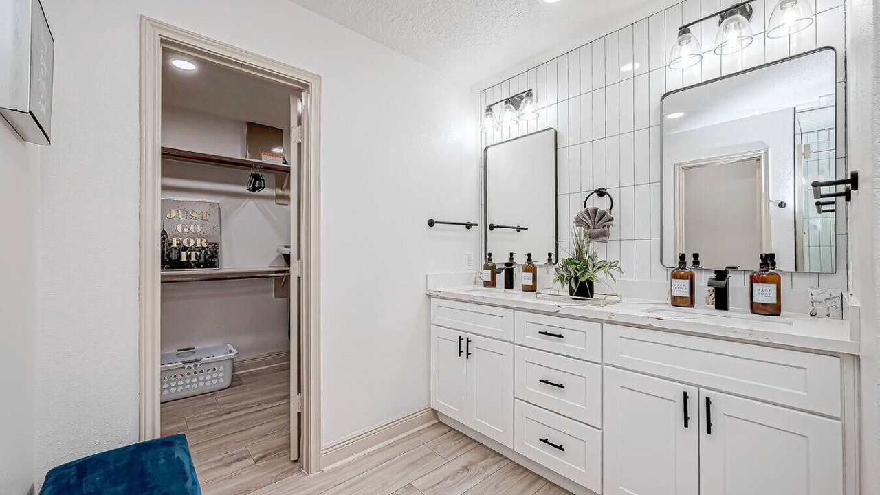 Photo of Bathroom in Humble