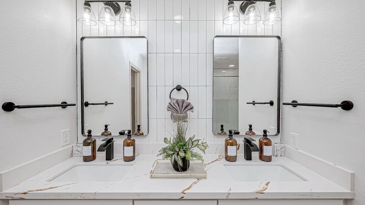 Photo of Bathroom in Humble