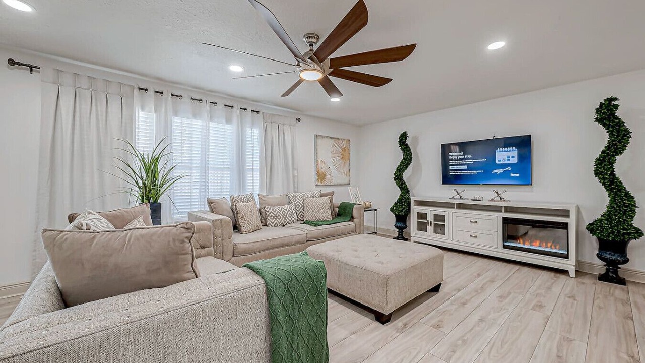 Photo of Livingroom in Humble