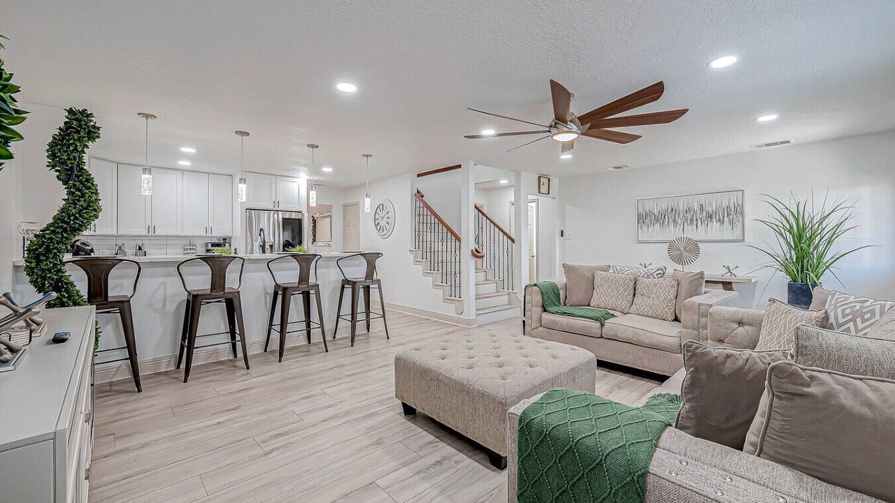 Photo of Livingroom in Humble