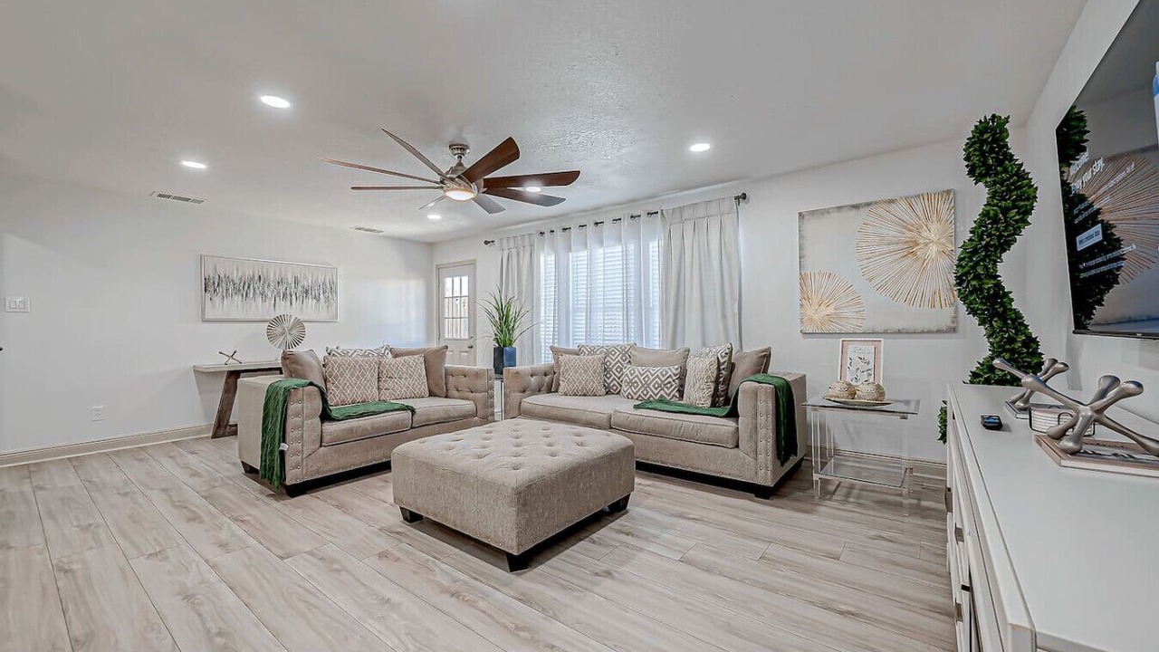 Photo of Livingroom in Humble