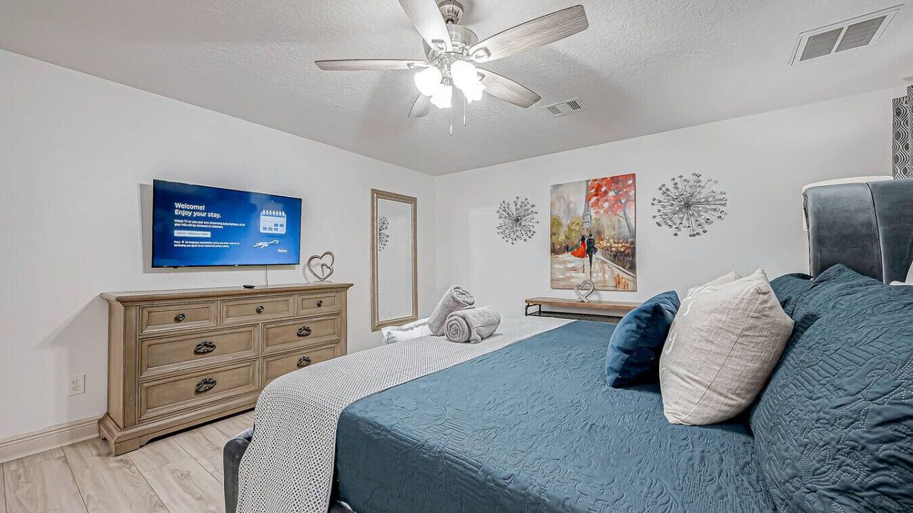 Photo of Bedroom in Humble