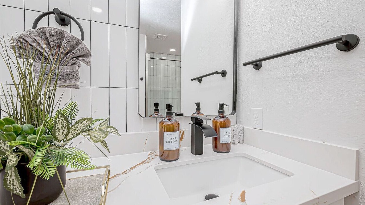 Photo of Bathroom in Humble