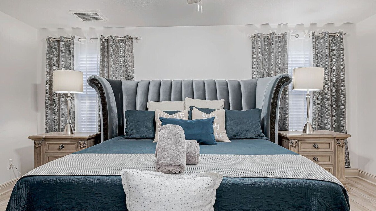Photo of Bedroom in Humble