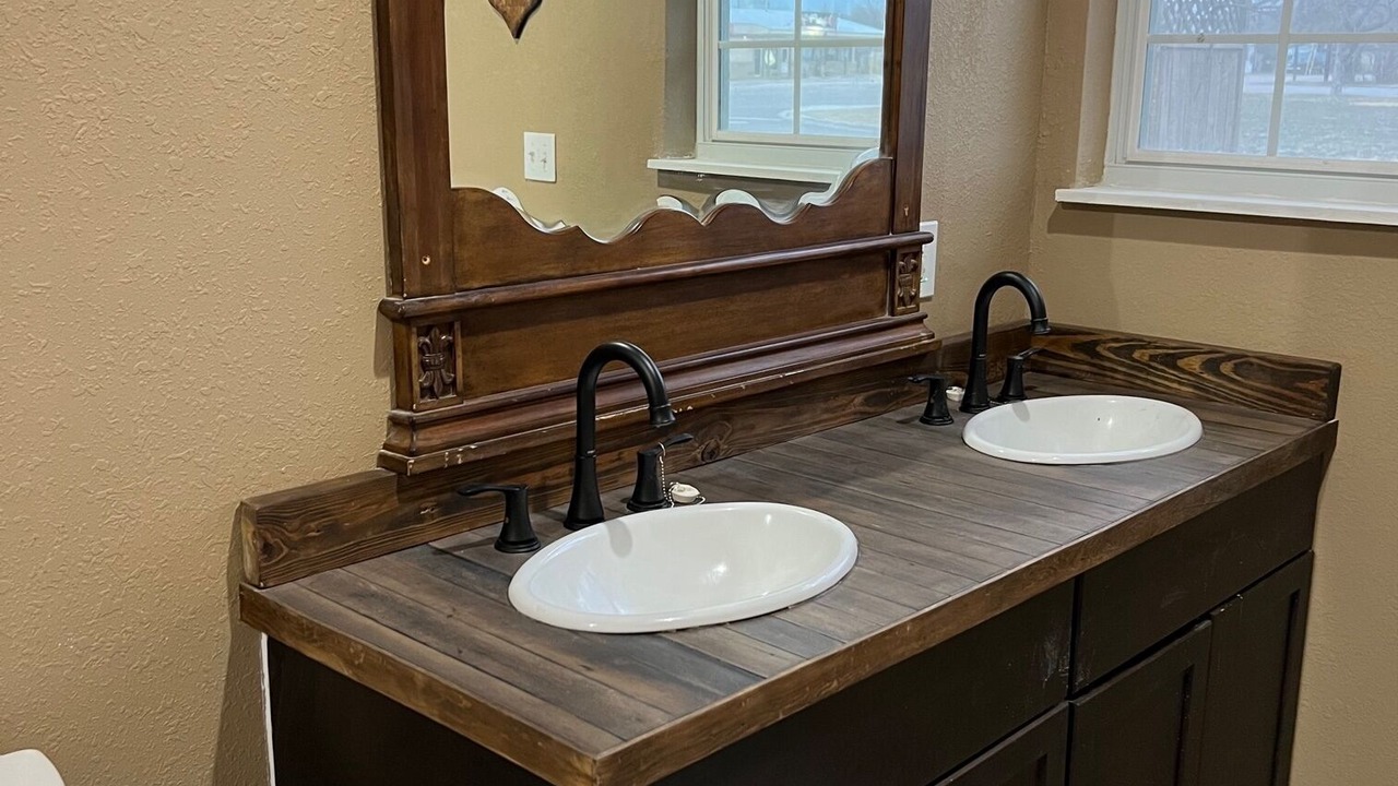 Photo of Bathroom in Brady