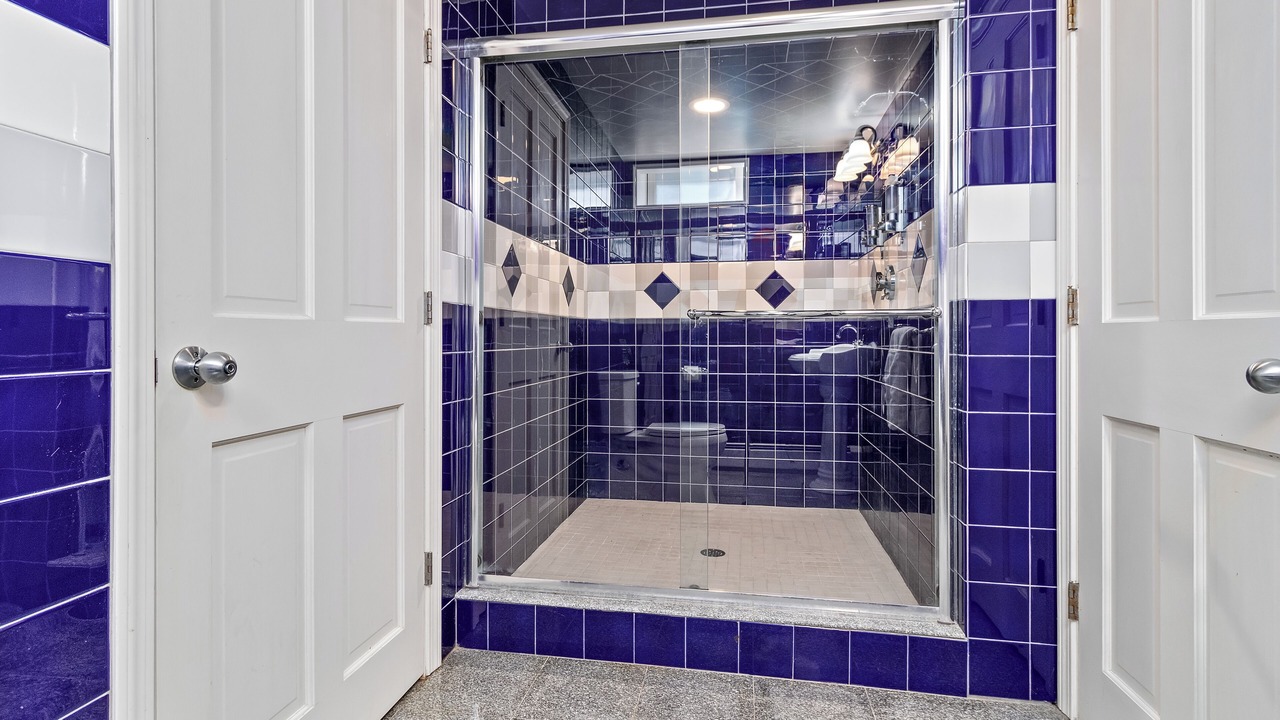 Photo of Bathroom in Central Square