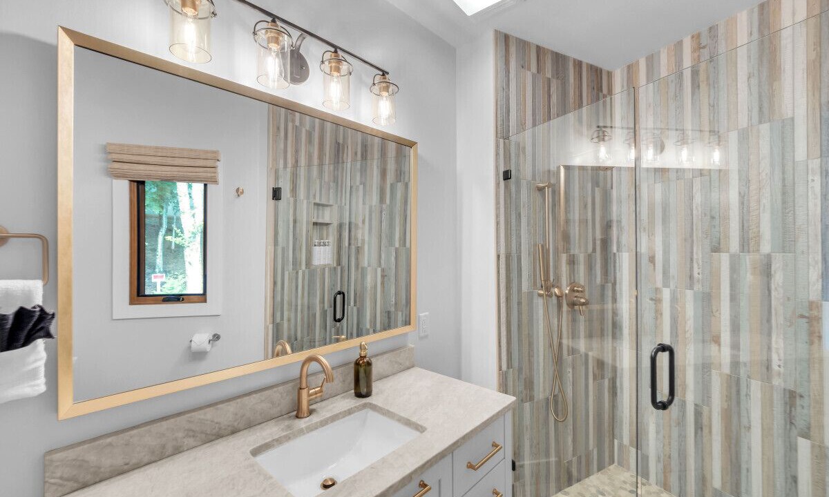 Photo of Bathroom in Beech Mountain