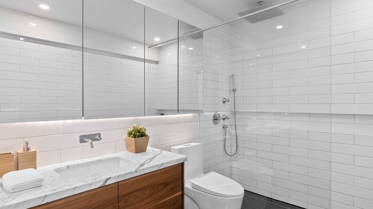 Photo of Bathroom in Humber Bay