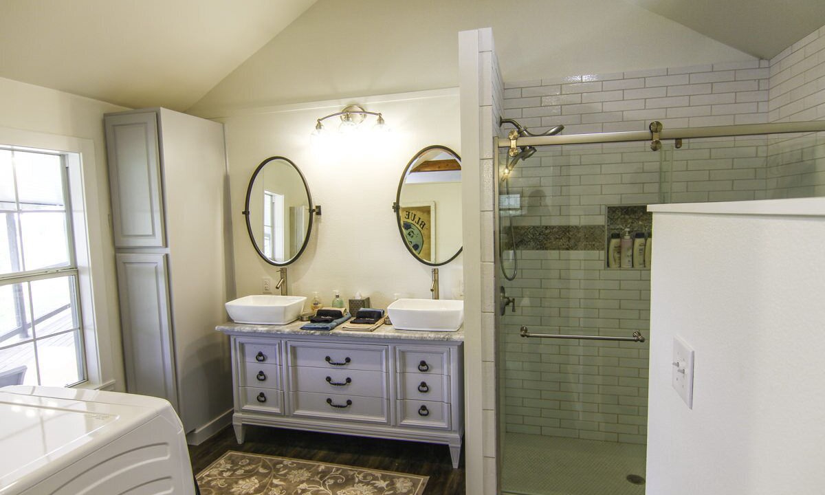Photo of Bathroom in Paige