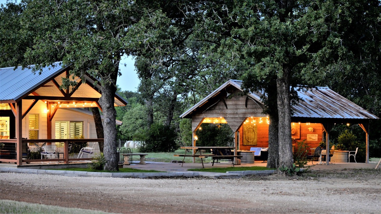 Photo of Outdoor in Paige