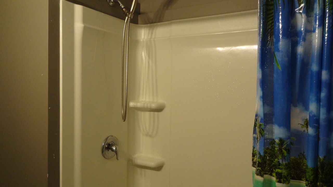 Photo of Bathroom in Kutzky Park