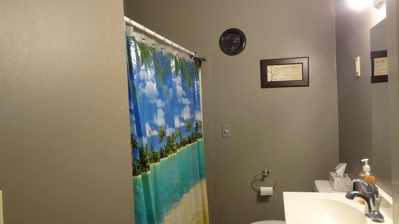 Photo of Bathroom in Kutzky Park