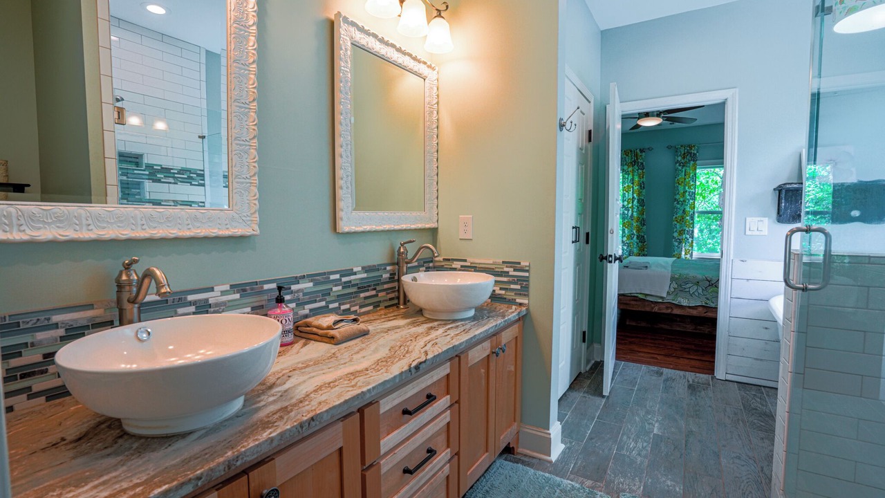 Photo of Bathroom in Dahlonega