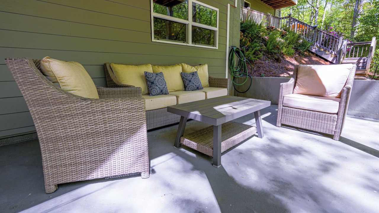 Photo of Patio Balcony in Dahlonega