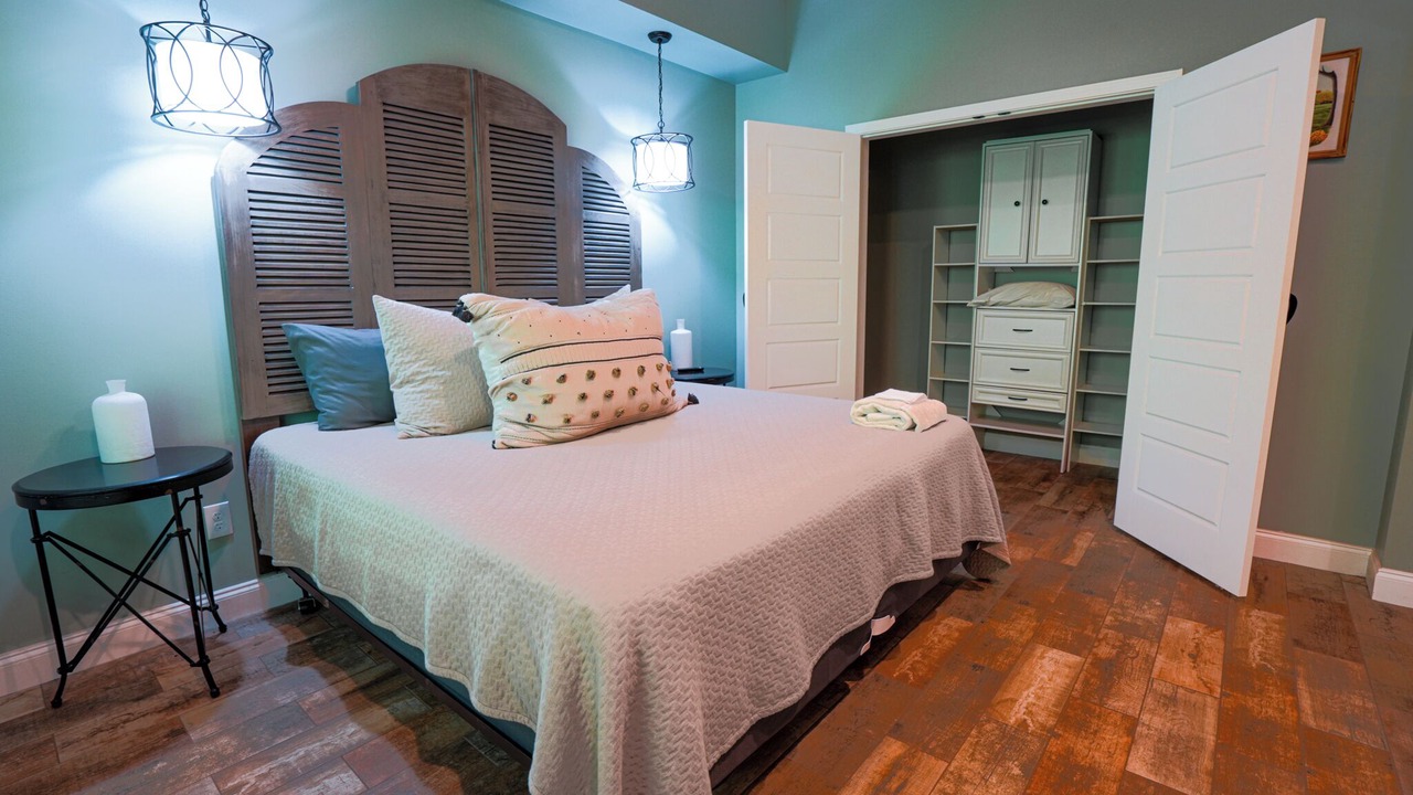 Photo of Bedroom in Dahlonega