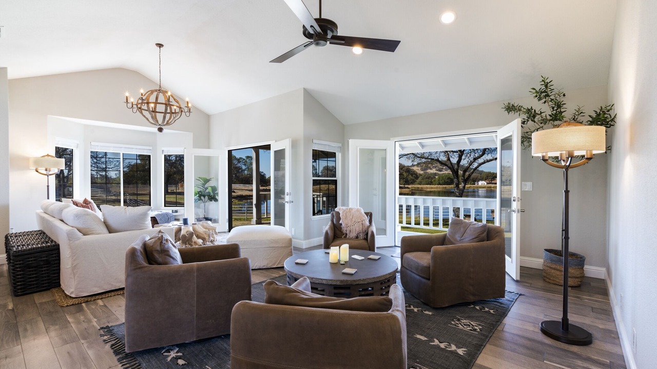 Photo of Livingroom in Placerville