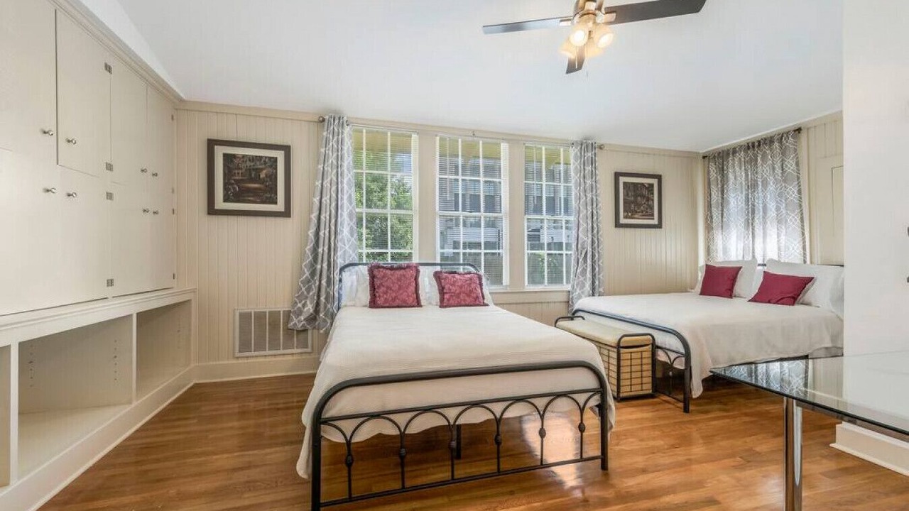 Photo of Bedroom in Downtown