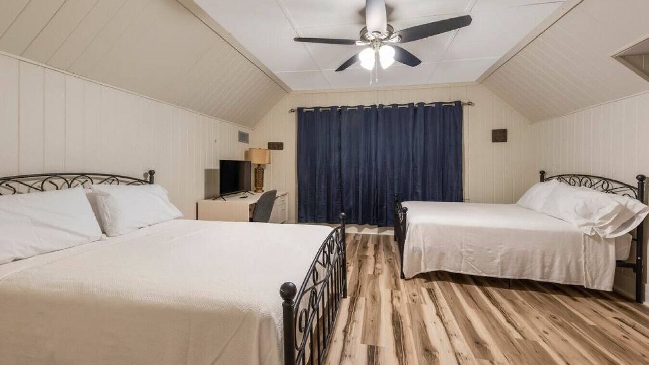 Photo of Bedroom in Downtown