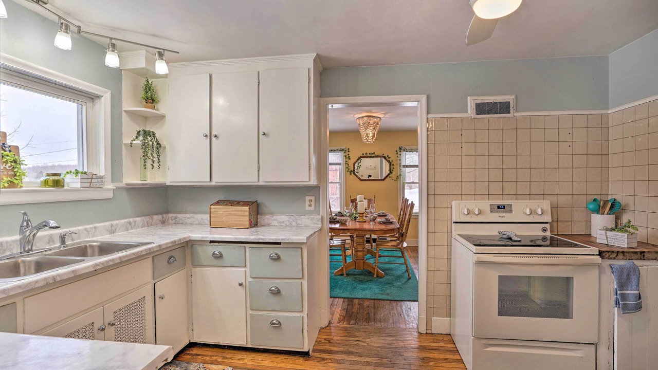 Photo of Kitchen in Minetto