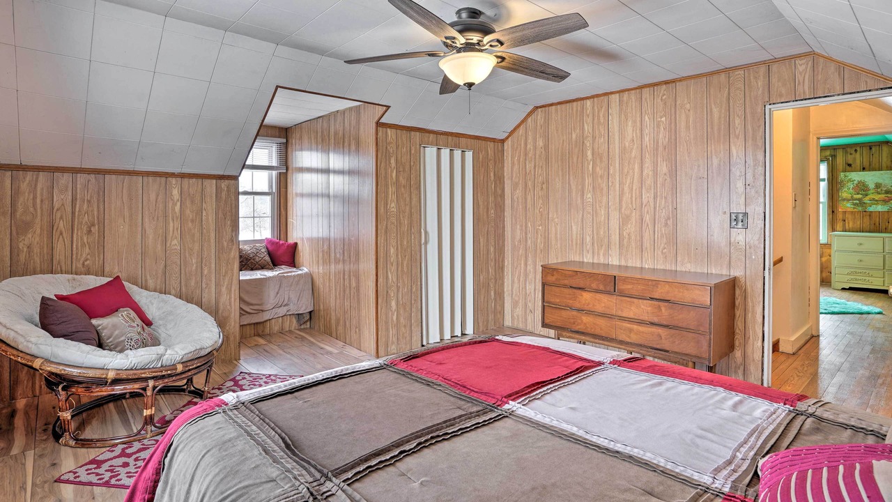 Photo of Bedroom in Minetto