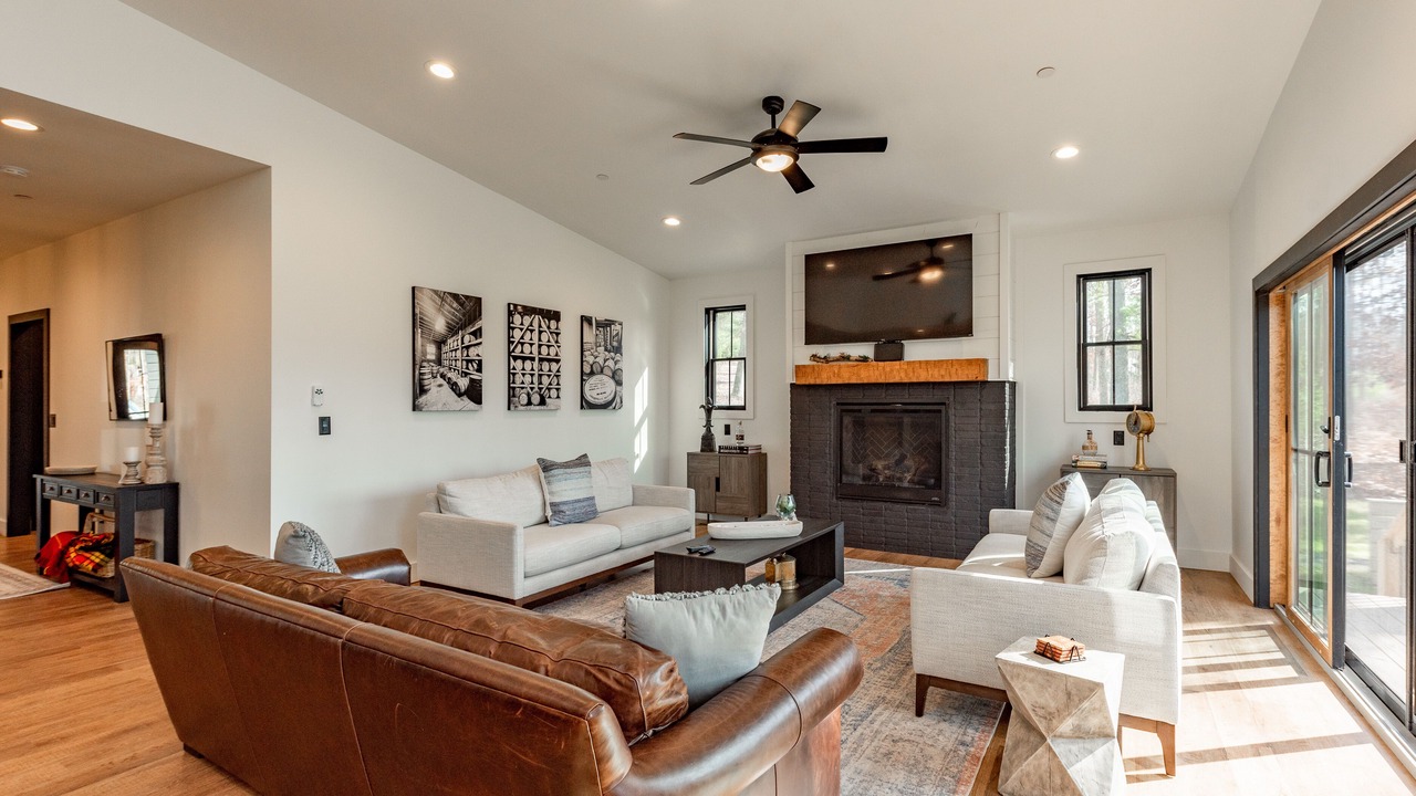 Photo of Livingroom in Sky Valley