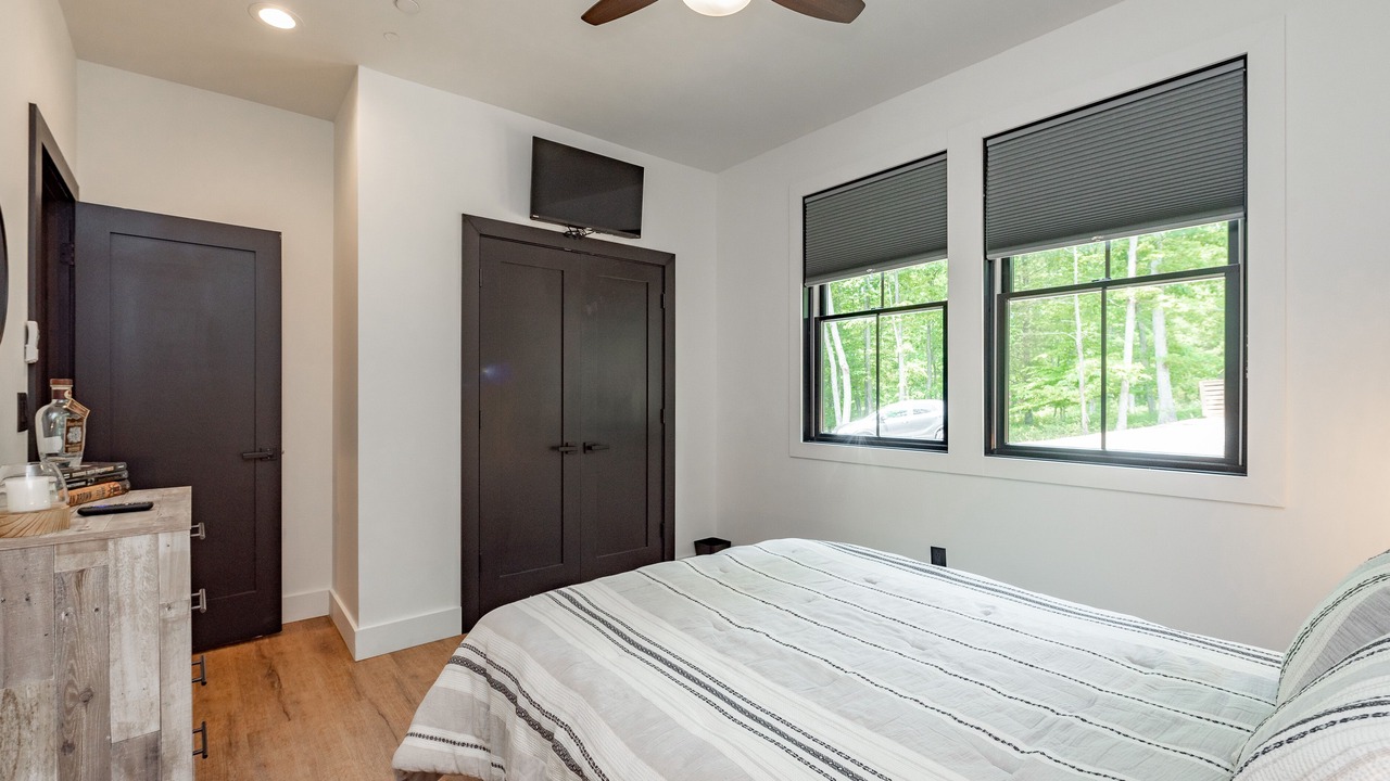 Photo of Bedroom in Sky Valley
