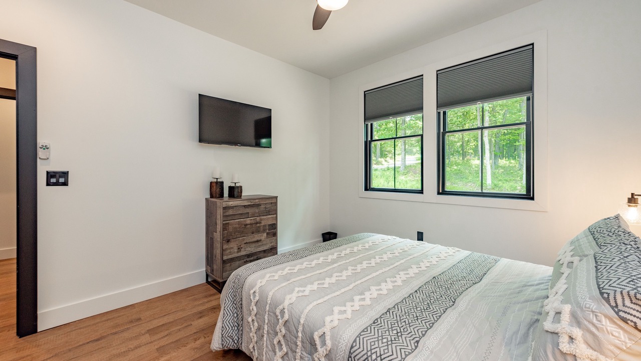 Photo of Bedroom in Sky Valley