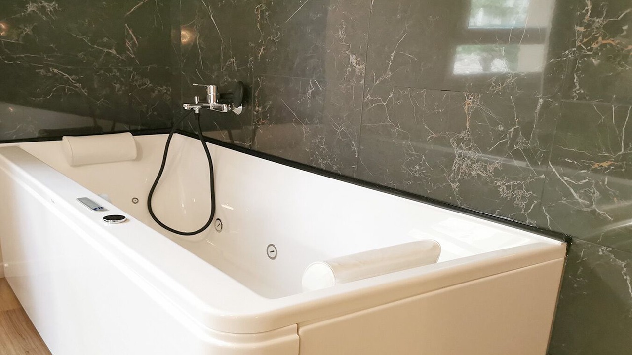 Photo of Bathroom in Moyen-Vernet