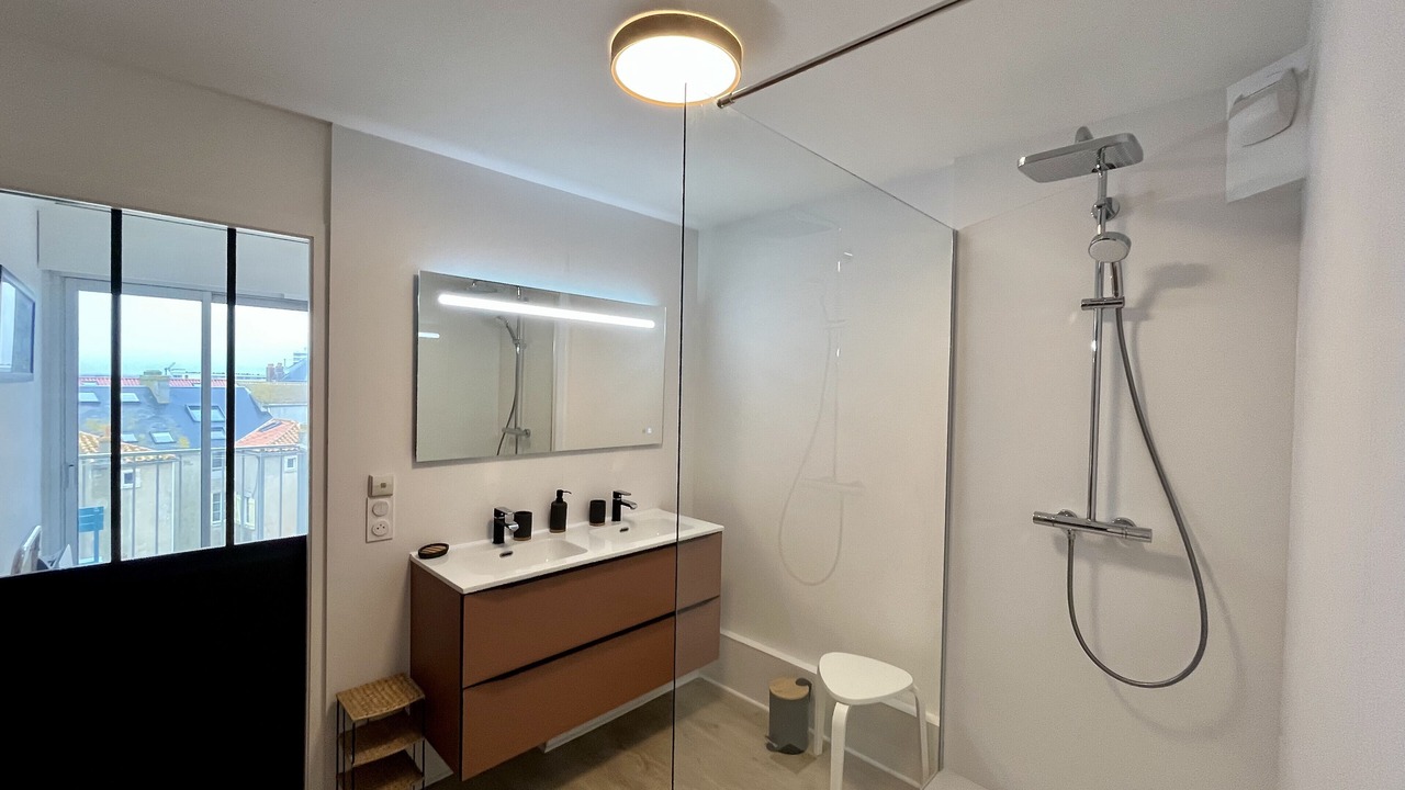 Photo of Bathroom in Les Sables d'Olonne