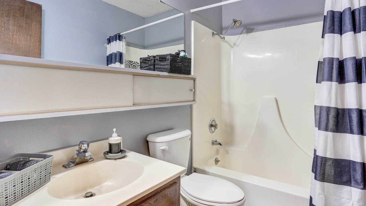 Photo of Bathroom in Pierre