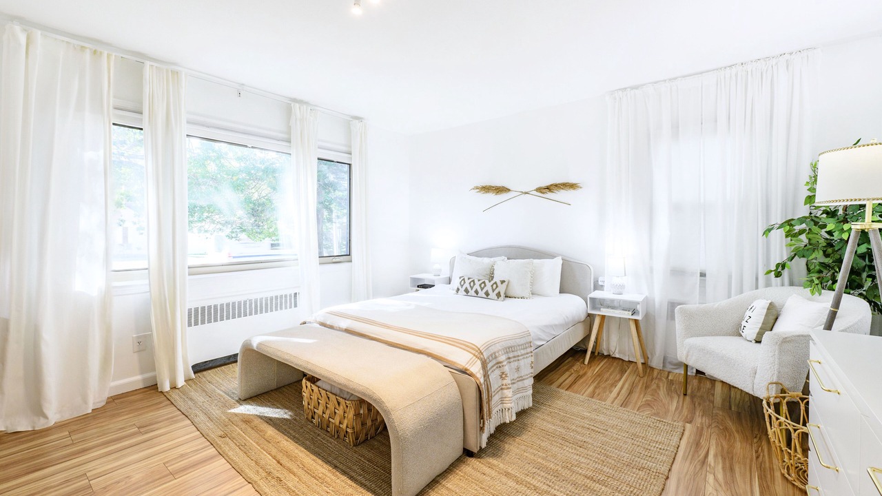 Photo of Bedroom in East Shore