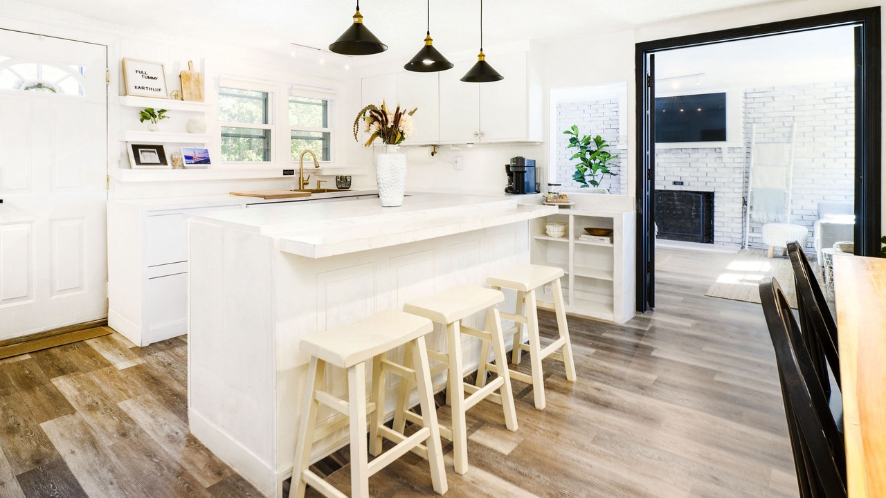 Photo of Others in East Shore